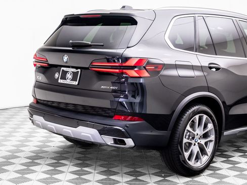 Used 2026 BMW X5 xDrive40i AWD/4WD image 32