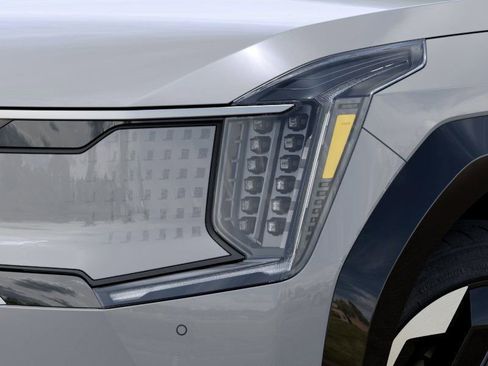 New 2026 Kia EV9 Land image 10