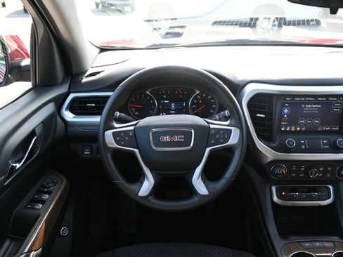 Used 2023 GMC Acadia SLE w/ Driver Convenience Package image 13