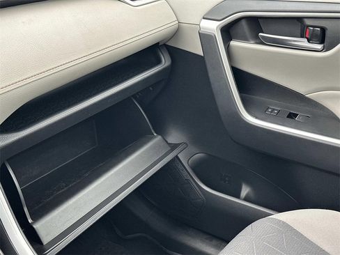 Used 2023 Toyota RAV4 XLE image 34