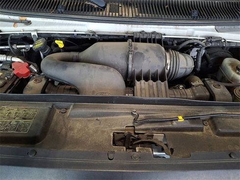 Used 2014 Ford E-150 and Econoline 150 image 18
