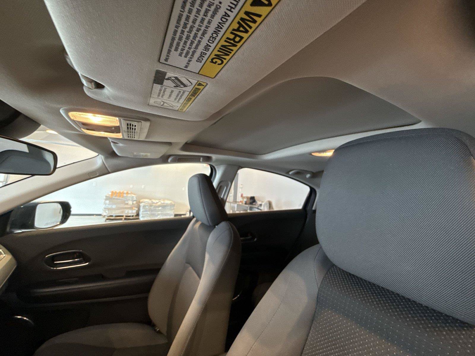 Used 2022 Honda HR-V EX image 16