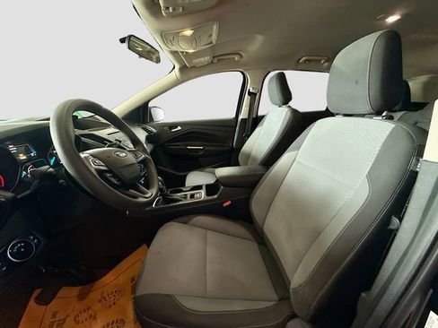 Used 2018 Ford Escape SE image 21