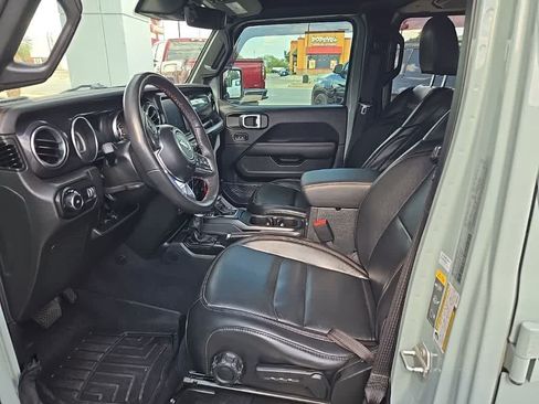 Used 2023 Jeep Wrangler Unlimited Rubicon 392 AWD/4WD image 8