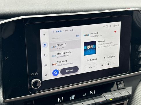 Used 2025 Toyota Camry LE image 17