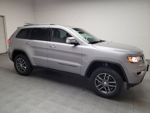 Used 2019 Jeep Grand Cherokee Limited image 11