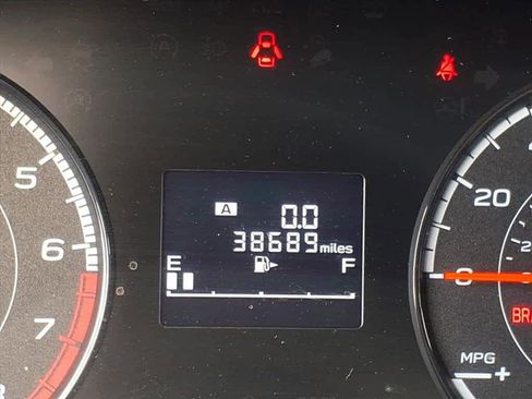 Certified 2021 Subaru Crosstrek 2.0i Premium image 32