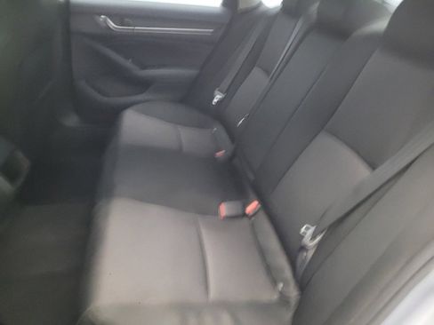 Used 2018 Honda Accord LX image 18