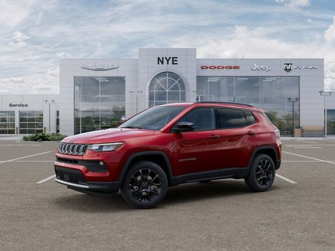 New 2026 Jeep Compass Latitude w/ Quick Order Package 29K AWD/4WD image 2