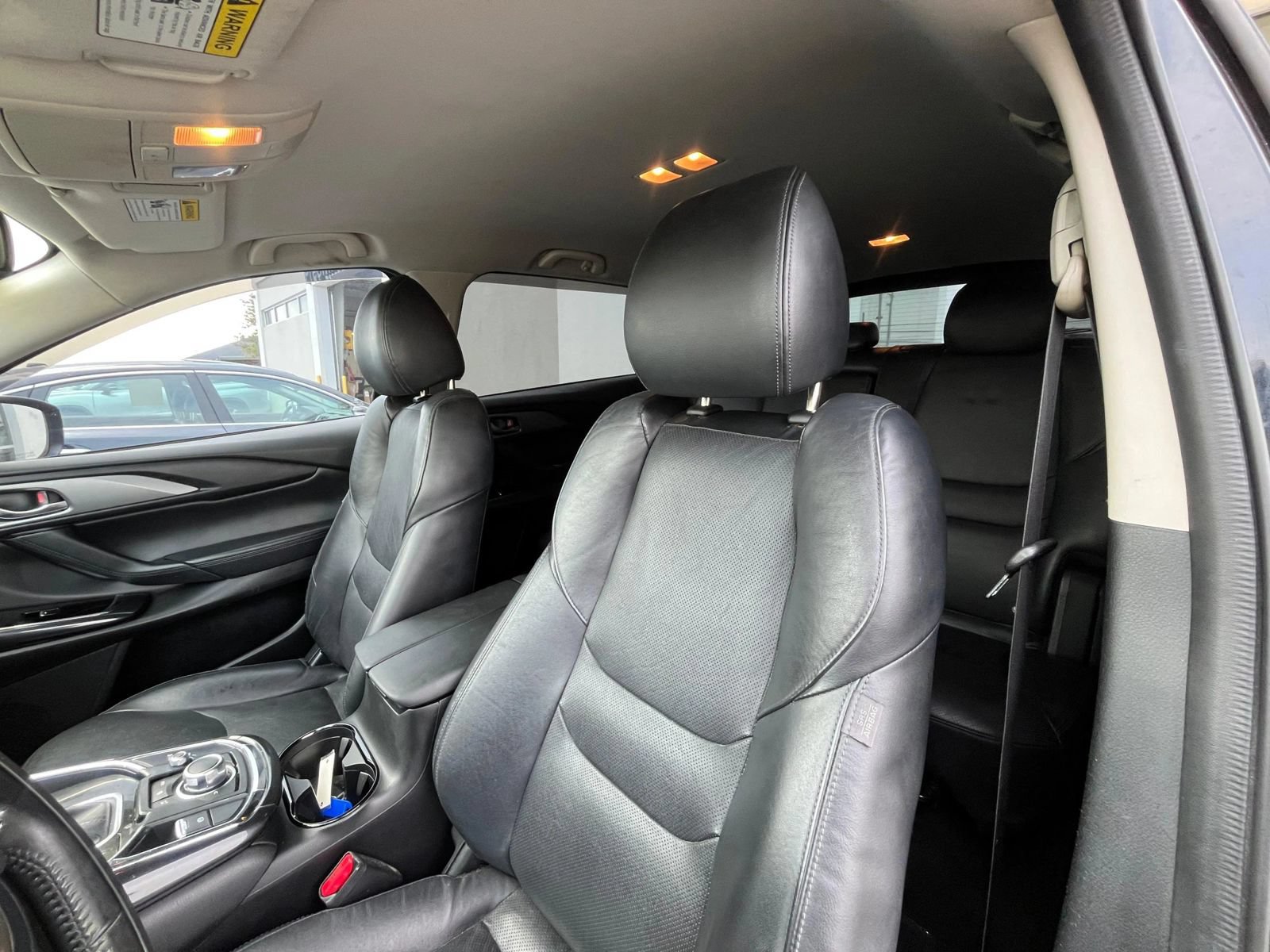 Used 2018 MAZDA CX-9 Touring FWD image 18