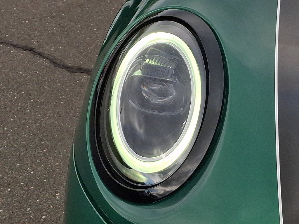 Used 2023 MINI Cooper S w/ Signature Upholstery Package FWD image 9