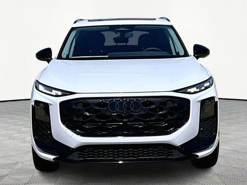 New 2026 Audi Q3 quattro 2.0T image 3