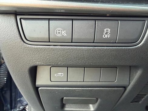 Used 2024 MAZDA MAZDA3 s FWD image 28