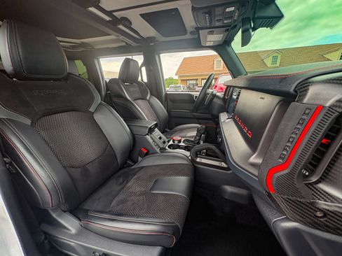 Used 2025 Ford Bronco Raptor w/ Interior Carbon Fiber Pack AWD/4WD image 26