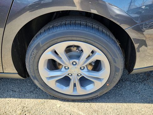 New 2026 Honda Accord LX image 5