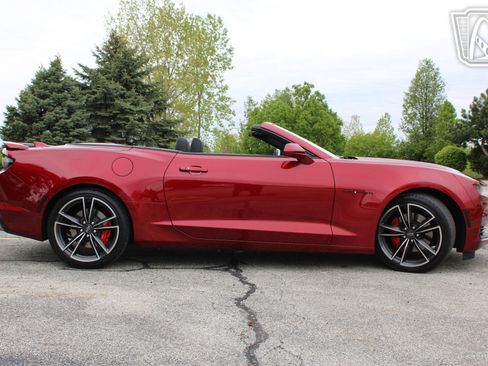 Used 2023 Chevrolet Camaro SS RWD image 17