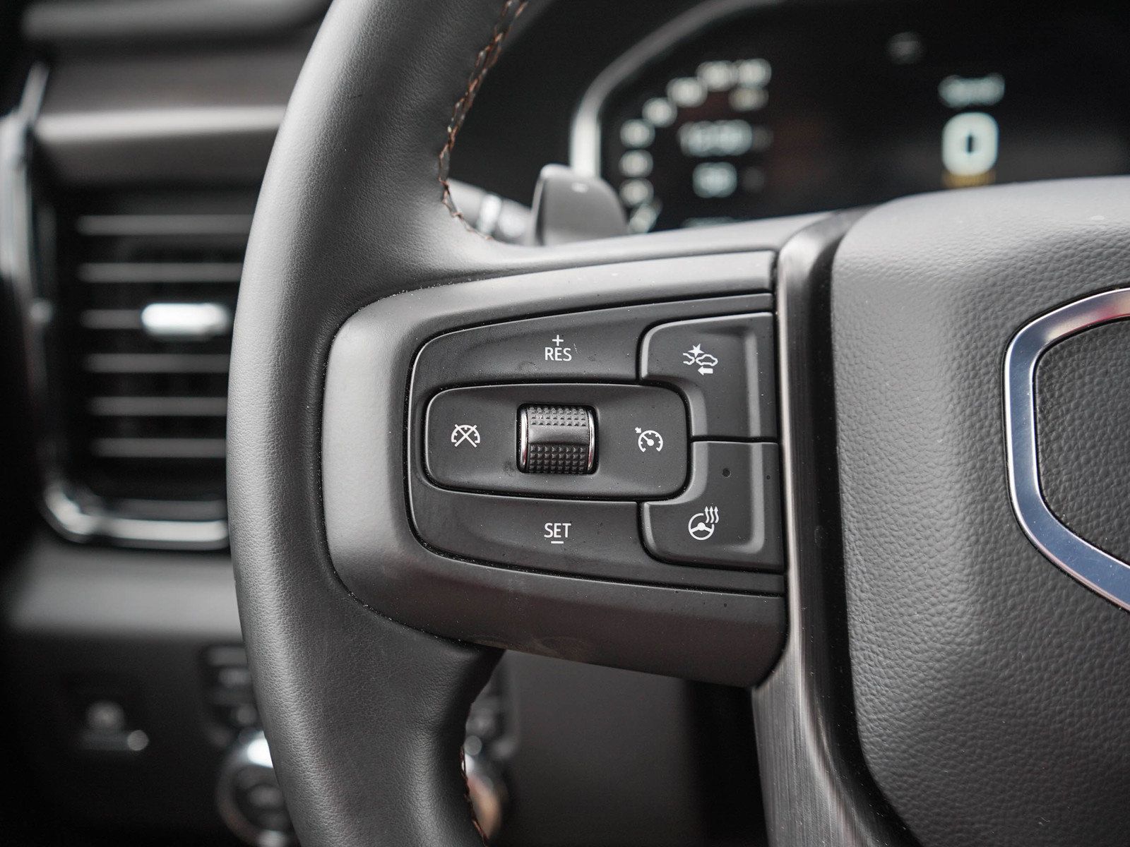 Used 2025 GMC Sierra 1500 AT4 AWD/4WD image 26