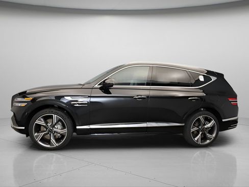 Certified 2025 Genesis GV80 3.5T Prestige AWD/4WD image 2