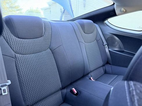 Used 2012 Hyundai Genesis 2.0T RWD image 14