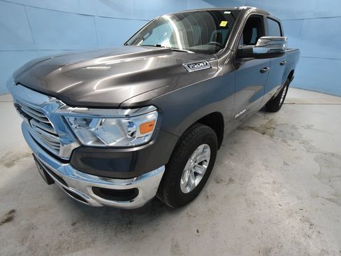 Used 2024 RAM 1500 Laramie AWD/4WD image 31