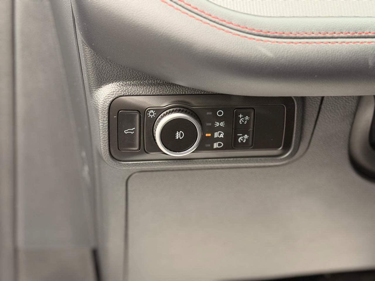 Used 2026 Ford Explorer ST-Line AWD/4WD image 10