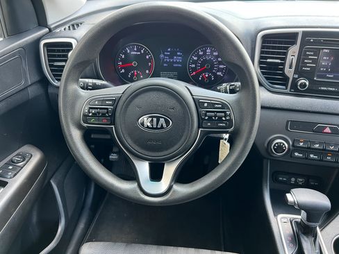 Used 2019 Kia Sportage LX image 18