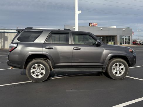 Used 2020 Toyota 4Runner SR5 Premium image 26