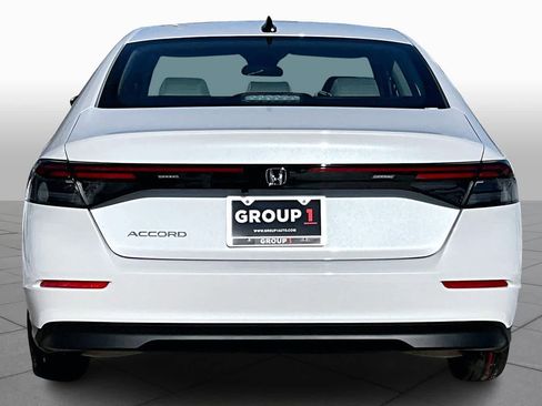 New 2026 Honda Accord SE image 4