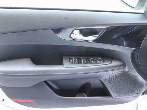 Used 2024 Kia Forte GT-Line w/ GT-Line Premium Package FWD image 23