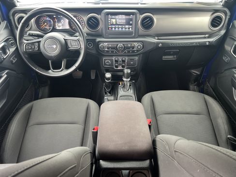 Used 2018 Jeep Wrangler Unlimited Sport S AWD/4WD image 18