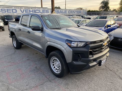 Used 2023 Chevrolet Colorado W/T image 6