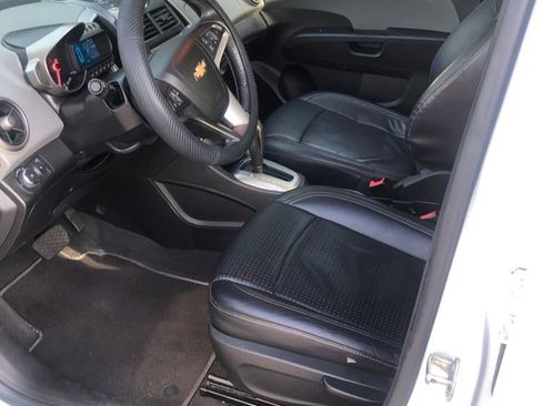 Used 2015 Chevrolet Sonic LTZ FWD image 5
