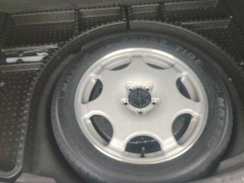 Used 2013 Ford Escape SE FWD image 24