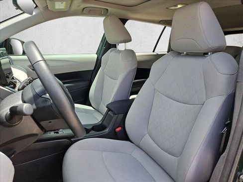 Used 2026 Toyota Corolla Cross LE w/ Moonroof Package FWD image 16