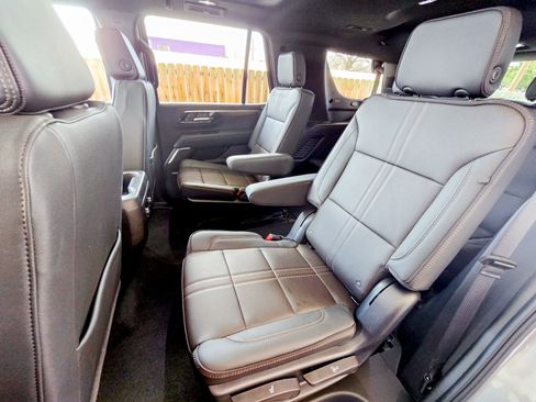 Used 2026 Chevrolet Tahoe High Country image 30