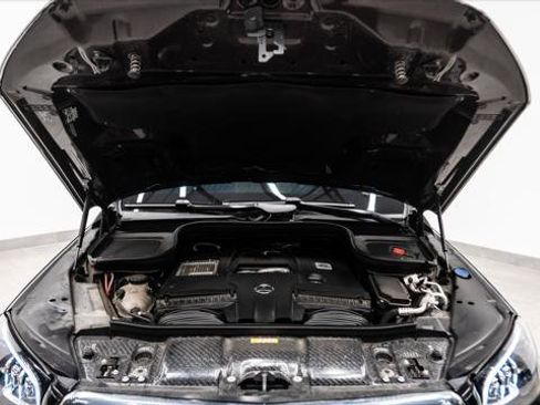Used 2023 Mercedes-Benz Maybach GLS 600 4MATIC image 12