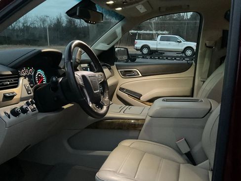 Used 2017 GMC Yukon Denali w/ Open Road Package image 19