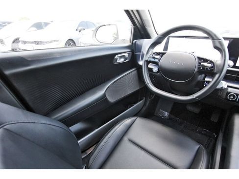 Used 2023 Hyundai Ioniq 6 SEL RWD image 9