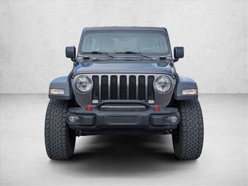 Used 2018 Jeep Wrangler Unlimited Sport image 2