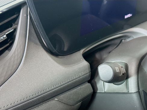 Used 2025 Buick Encore GX Preferred image 17