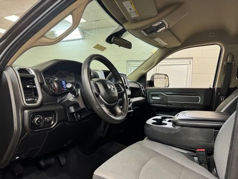Used 2019 RAM 2500 Big Horn AWD/4WD image 15
