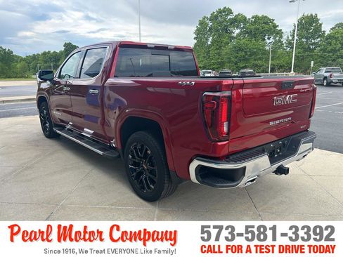 Used 2025 GMC Sierra 1500 SLT w/ SLT Premium Package AWD/4WD image 7