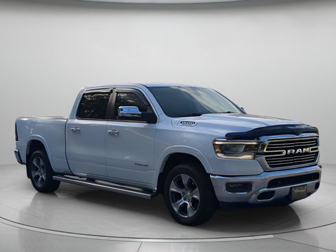 Used 2019 RAM 1500 Laramie AWD/4WD image 38