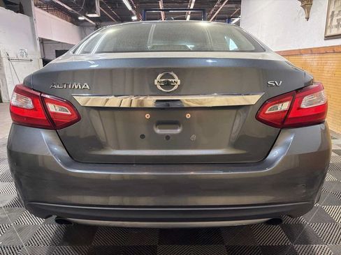 Used 2017 Nissan Altima 2.5 SV FWD image 4