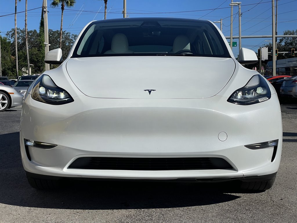 Used 2024 Tesla Model Y Long Range AWD/4WD image 7