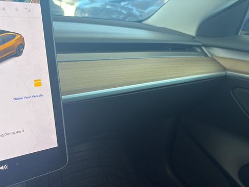 Used 2023 Tesla Model 3 Long Range image 9