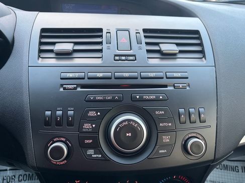 Used 2012 MAZDA MAZDA3 i Touring image 19