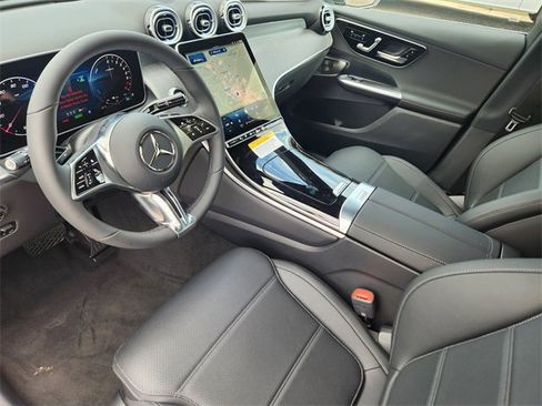 New 2026 Mercedes-Benz GLC 350e 4MATIC image 7