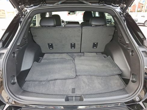 Used 2025 Chevrolet Equinox EV LT w/ Convenience Package image 26