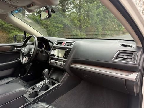 Used 2016 Subaru Outback 2.5i Limited image 21